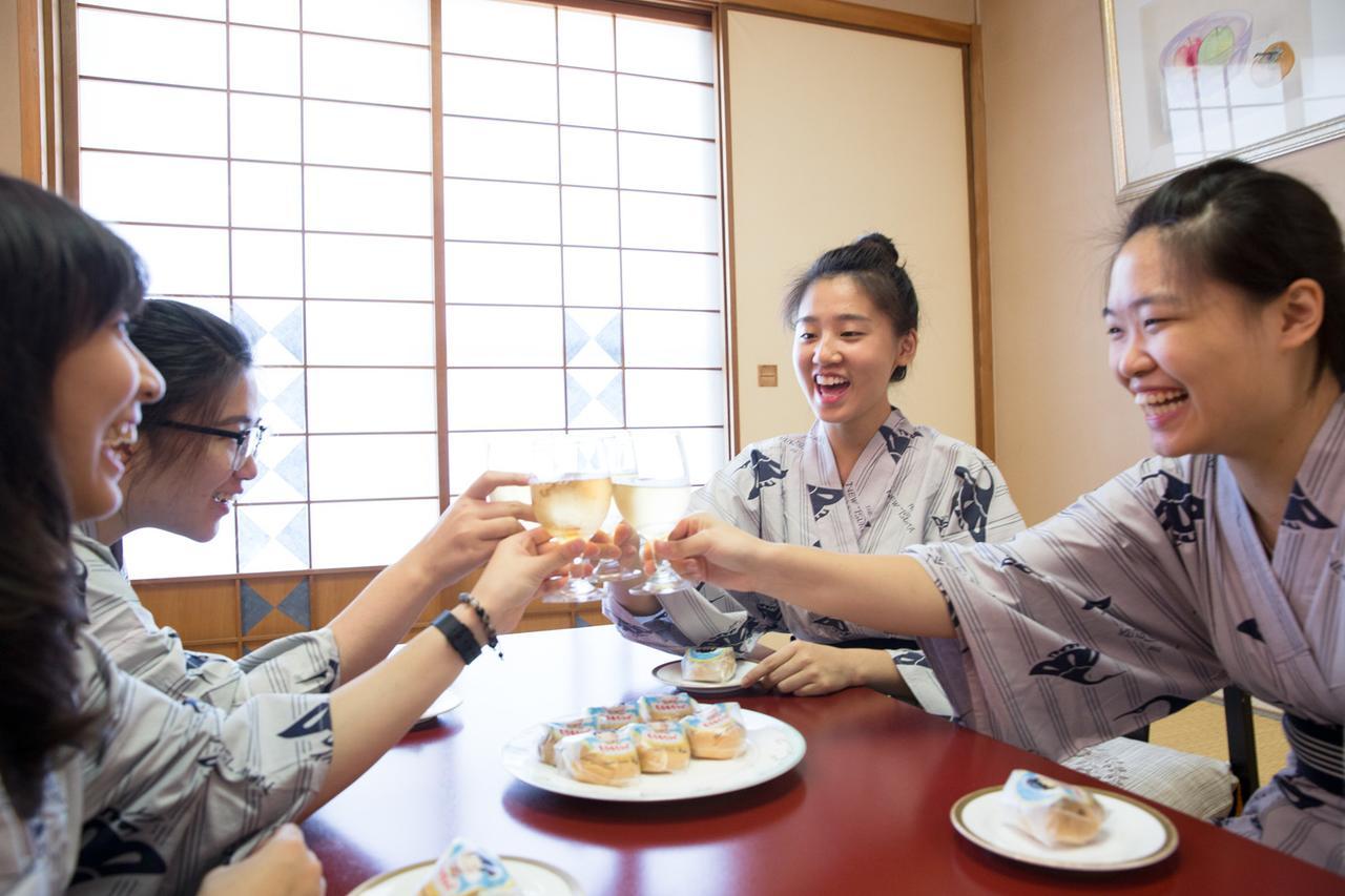 新鹤田酒店 别府 外观 照片